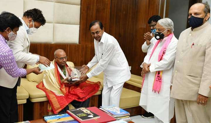 తెలంగాణ జాతి గర్వించదగ్గ సాహితీవేత్త శ్రీ తిరునగరి రామానుజం : కేసీఆర్