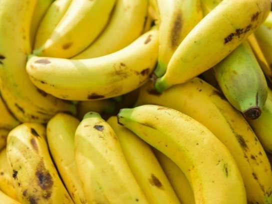 అరటిపండుతో అనేక ప్రయోజనాలు.. రోజుకి ఎన్ని తింటే మంచిదంటే..!?