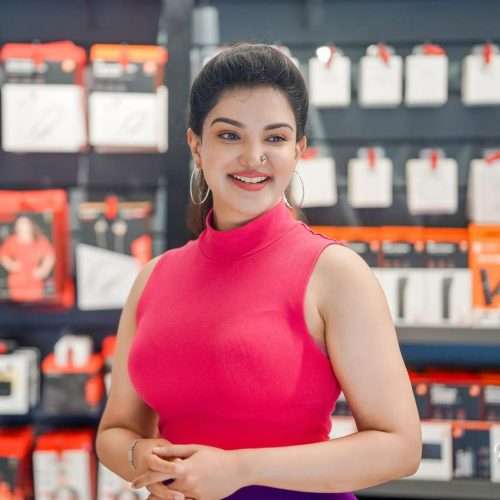 Veera Simha Reddy Heroine Honey Rose Photos