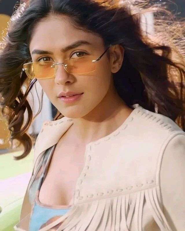 Mrunal Thakur