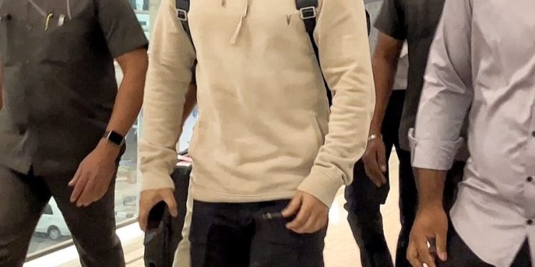 Jr NTR : ఆస్కార్ అవార్డ్స్ కి బయల్దేరిన భీమ్..