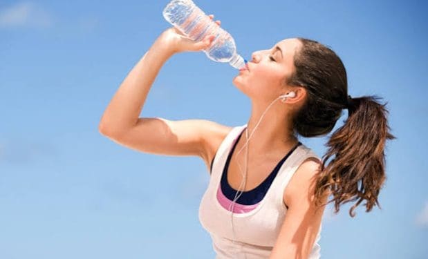 Health Tips : నీళ్లు ఎక్కువగా తాగి.. ఇలా ఈజీగా బరువు తగ్గొచ్చు..!