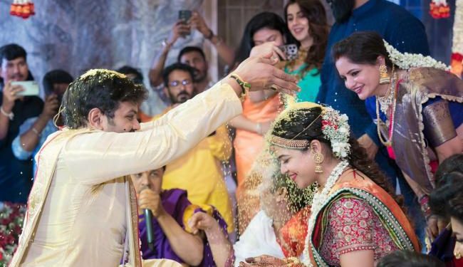 Manchu Manoj : ఘనంగా మంచు మనోజ్, భూమా మౌనిక వివాహం (ఫోటోలు)..