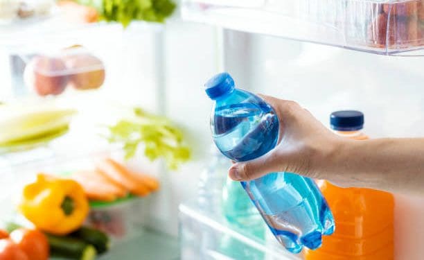 Health Tips : ఫ్రిడ్జ్ లోని కూల్ వాటర్ తాగుతున్నారా.. సమస్యలు కొని తెచ్చుకున్నట్టే..!