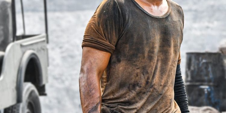 Salaar Release : సలార్ టీం నుంచి బిగ్ అప్డేట్.. డార్లింగ్ వచ్చేది అప్పుడే..