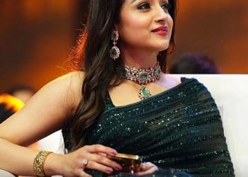Trisha Krishnan : అమృతం తాగిందేమో అనిపించేంత అందం.. త్రిష సొంతం..