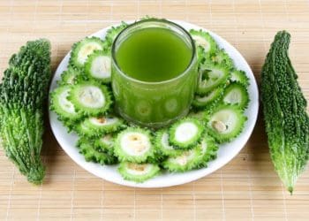 Health Tips :కాకరకాయతో ఈ పదార్థాలు తింటున్నారా..అయితే మీ ఆరోగ్యం చిక్కుల్లోపడినట్టే..