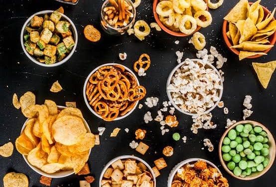 Food Habits : ఇవి తింటే చాలా సంతోషంగా ఉంటున్నారంట.. అవేంటంటే..!?