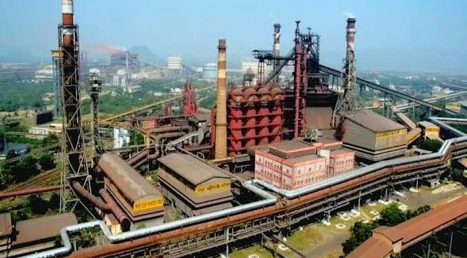 Vizag Steel Plant : రాజకీయాల చిక్కులో.. విశాఖ ఉక్కు..