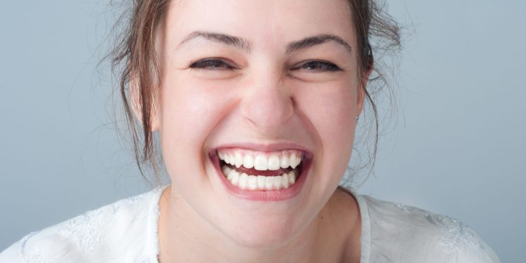 Smile : ఆపకుండా నవ్వితే ఏం జరుగుతుందో తెలుసా..!?