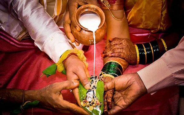 Hindu Marriage System : ఒకే గోత్రం ఉన్నవారిని పెళ్లి చేసుకోకపోవడం వెనుక అసలు రహస్యం ఇదే..!