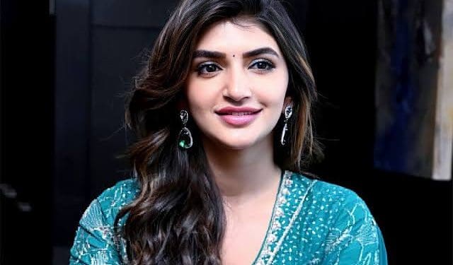 Sreeleela : వెండితెరపై అందమైన లీల.. నిర్మాతలకు కాసుల గలగల, హేలను పంచె శ్రీలీల..