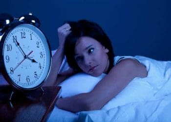 Health Tips : ఈ అలవాట్లు పాటించి నిద్రలేమిని దూరం చేసుకోండి..!