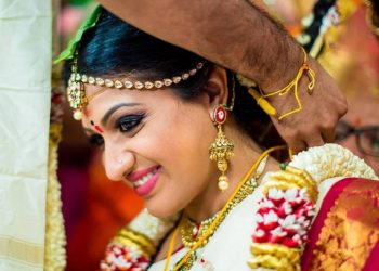 Hindu Marriage : పెళ్లిలో మూడుముళ్లే ఎందుకు వేస్తారో తెలుసా..!?