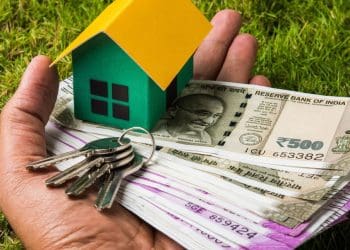 Vastu Tips : ఎంత సంపాదించినా డబ్బు నిలవటం లేదా…అయితే ఈ వాస్తు చిట్కాలు మీకోసమే..!