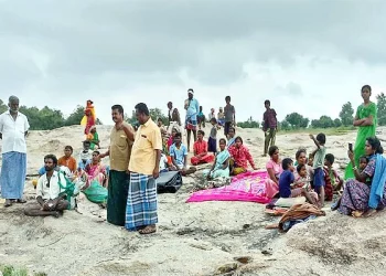 Kerala : భూమిలో నుండి వస్తున్న వింత శబ్దాలు.. క్షణం,క్షణం భయంతో ప్రజలు..