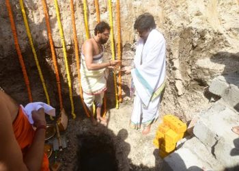 Pawan Kalyan : జనసేన పార్టీ కేంద్ర కార్యాలయానికి పవన్ కళ్యాణ్ భూమి పూజ..