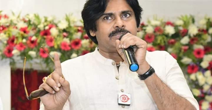 Pawan Kalyan : పేదలకు ఉచిత ఇసుక పంపిణీ.. నిరుద్యోగులకు, రైతులకు అండగా ఉంటాం : పవన్ కళ్యాణ్