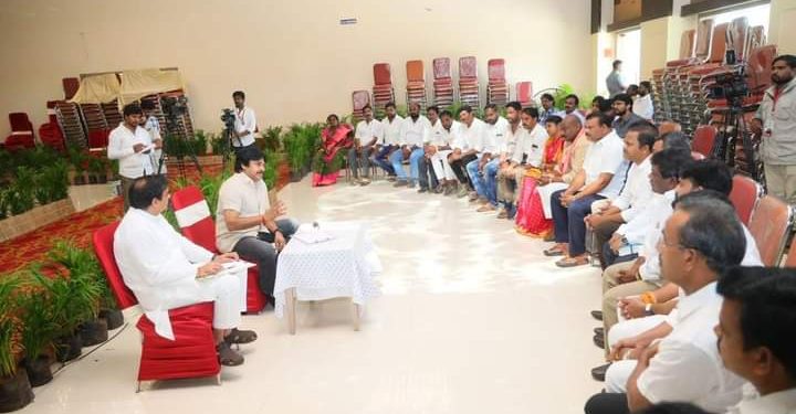 Pawan Kalyan : జనసేన ప్రభుత్వాన్ని స్థాపించే దిశగా అడుగులు వేద్దాం : పవన్ కళ్యాణ్