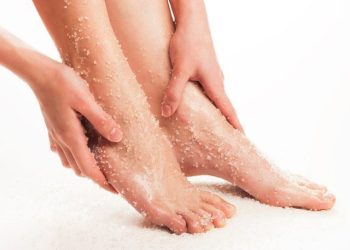 Health Tips : నిద్రపోయే ముందు కాళ్ళు కడుగుతున్నారా.. ఈ నిజాలు తెలుసుకోండి..