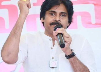 Varahi VijayaYathra : చట్టాలపై గౌరవం లేని వ్యక్తి మనల్ని పాలిస్తున్నాడు : పవన్ కళ్యాణ్