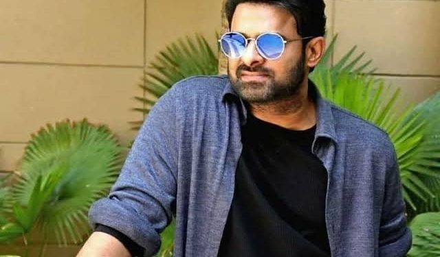 Prabhas Help to Salaar Staff : మరోసారి మంచి మనసు చాటుకున్న డార్లింగ్..