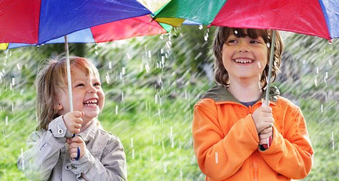 Rainy season : వర్షాకాలంలో చిన్నపిల్లలను ఇలా కాపాడుకోండి..