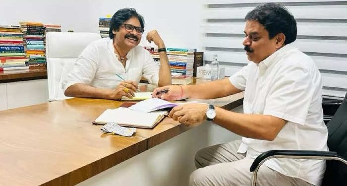 Varahi Vijaya Yatra : పవన్ రెండోదశ వారాహి విజయయాత్రకు ముహూర్తం ఫిక్స్..