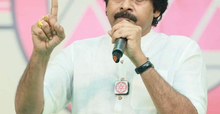 Varahi Vijaya Yathra : వాలంటీర్ల గురించి పవన్ కళ్యాణ్ ఏమ్మన్నారంటే..?