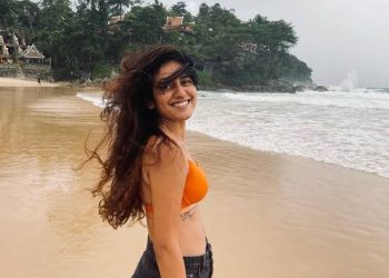 Priya Prakash Varrier Hot Pics : కుర్రాళ్ళ మనసు దోచేస్తున్న ప్రియా వారియర్..
