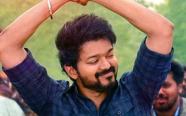 Thalapathy Vijay : పాదయాత్ర ప్రారంభించనున్న స్టార్ హీరో..