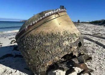 Melbourne : ఆస్ట్రేలియా తీరంలో ఇండియా శకలం..