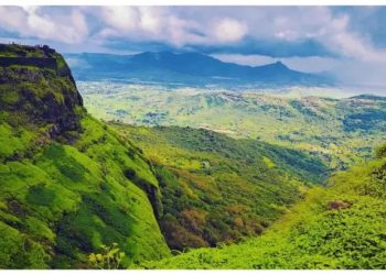 Tourist Places : ప్రకృతిని ఆస్వాదించాలనుకుంటున్నారా.. అయితే ఇక్కడికి వెళ్ళండి..