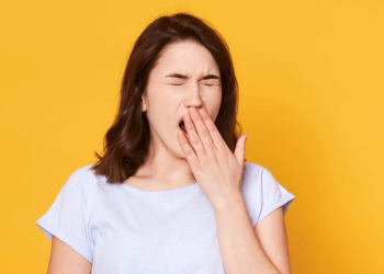 Yawning : ఆవలింతలు ఆపకుండా వస్తున్నాయా..!?