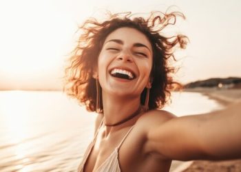 Laughter : నవ్వుతో హృదయాన్నీ ఇలా పదిలపరచుకోండి..