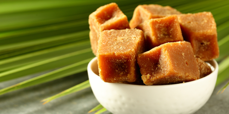 Jaggery Water : ఖాళీ కడుపుతో బెల్లం నీళ్లు తాగితే ఏం జరుగుతుందో తెలుసా..?