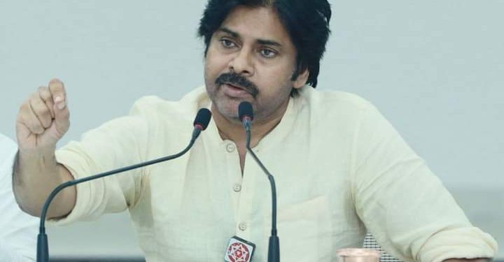 Pawan Kalyan – Panchayati Raj : పంచాయతీల నిధులను దోపిడీ చేస్తున్న వైసీపీ ప్రభుత్వం : పవన్ కళ్యాణ్