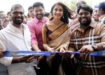 Pooja Hegde : పూజహెగ్డే షాప్ ఓపెనింగ్ కి ఎంత తీసుకుంటుందో తెలిస్తే.. షాక్ అవ్వాల్సిందే..