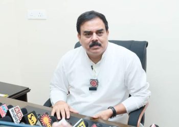 Manohar – Chandrababu : ప్రతిపక్షాల గొంతు నొక్కడమే వైసీపీ లక్ష్యం : నాదెండ్ల మనోహర్