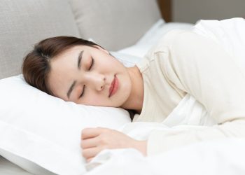 Sleeping Tips : ఎడమవైపు తిరిగి పడుకోవడం వల్ల ఇన్ని ఆరోగ్య ప్రయోజనాలా..!