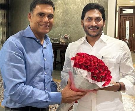 YS Jagan : ముఖ్యమంత్రి వైయస్.జగన్తో సజ్జన్ జిందాల్ భేటీ.