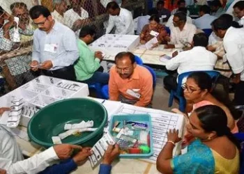 Counting of Votes : ఆదివారం ఉదయం 8 గంటల నుండి ఓట్ల లెక్కింపు.. ముందుగా ఏ ఓట్లు లెక్కిస్తారో తెలుసా..