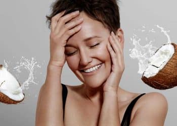 Benefits of Applying Coconut Oil on the Face : చలికాలంలో ముఖానికి కొబ్బరినూనె అప్లై చేస్తున్నారా..?