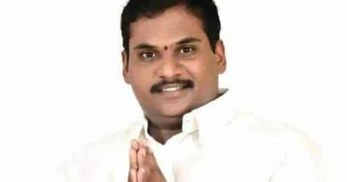 Jyothula Chanti Babu with Pawan Kalyan : పవన్ కళ్యాణ్ తో జగ్గంపేట వైసిపి ఎమ్మెల్యే జ్యోతుల చంటిబాబు భేటీ