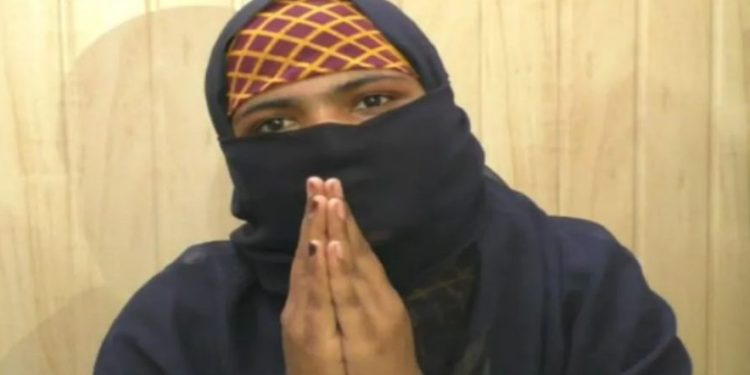 Woman Attacked for Voting for BJP : మధ్యప్రదేశ్ లో వింత ఘటన.. బీజేపీకి ఓటు వేసినందుకు ముస్లిం మహిళపై దారుణం..