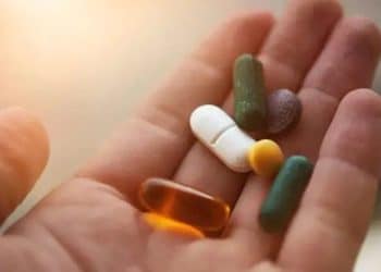 Dangers of Vitamin Tablets : విటమిన్ ట్యాబ్లెట్స్ వాడుతున్నారా.. ఎంత ప్రమాదమో తెలుసా..?