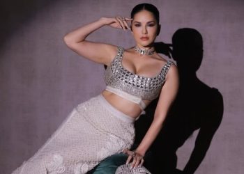 Sunny Leone: సన్నీ లియోన్ ఇంట్లో విష పురుగులు.. వీడియో తీసి జాగ్రత్తగా ఉండాలంటూ హెచ్చరిక