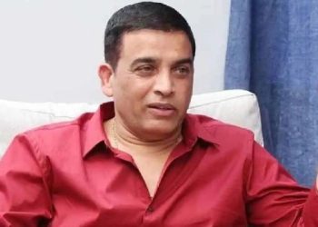 Tollywood: ఆ ఒక్క పని చేయండి వేతనాలు మేం పెంచుతాం.. సినీ కార్మికులతో నిర్మాతలు