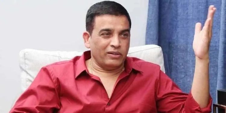 Tollywood: ఆ ఒక్క పని చేయండి వేతనాలు మేం పెంచుతాం.. సినీ కార్మికులతో నిర్మాతలు