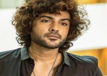 Siddhu Jonnalagadda: సినిమానేమో అట్టర్ ఫ్లాప్.. అప్పు చేసి మరీ రెమ్యునరేషన్ వెనక్కిచ్చిన సిద్దు జొన్నలగడ్డ..